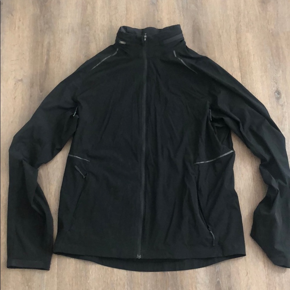 Lululemon men’s windbreaker active jacket